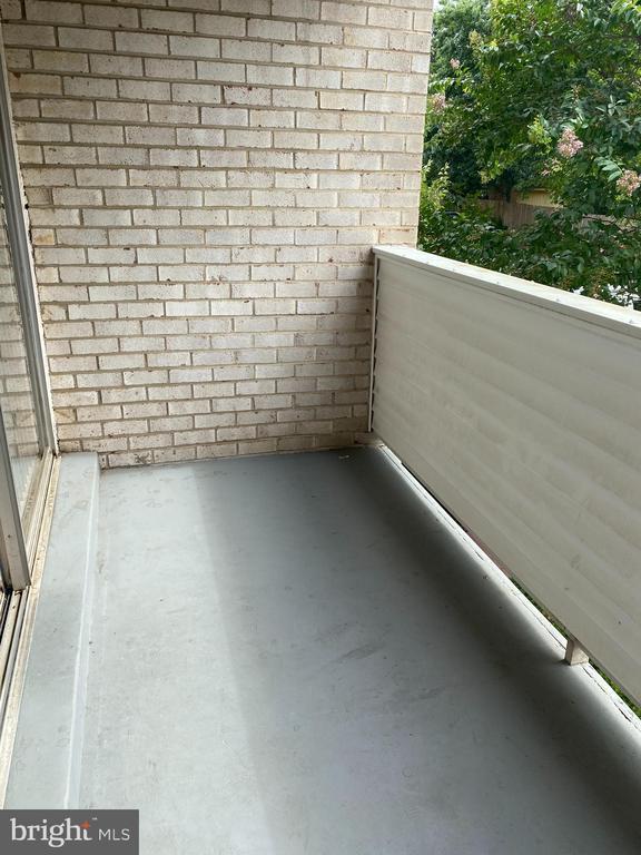 Building Photo - 5606 Bloomfield Dr