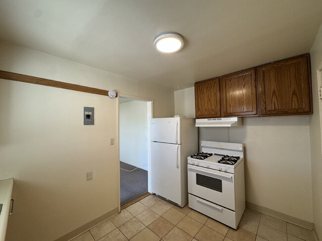 Building Photo - 1 bed 1 bath Casita in south Central Tucson