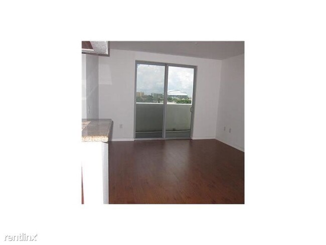 Building Photo - 2 br, 2 bath Condo - Havana Lofts