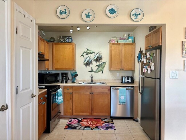 Building Photo - 5184 Beach Dr SE