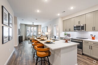 Building Photo - Hensley at The District