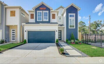 Building Photo - 5823 Highland Sky Ln