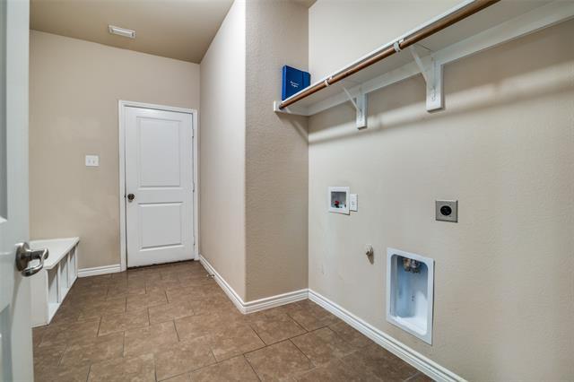 Building Photo - 2520 Sabine Cir