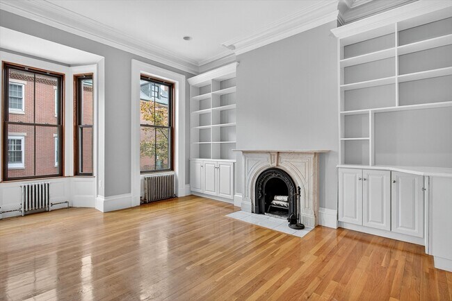 Building Photo - 20 Harvard St