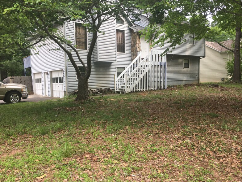 Building Photo - 1095 Mountain Springs Dr NW