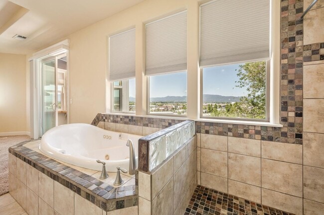 Building Photo - 1512-1514 Hartell Street - 1514 Hartell