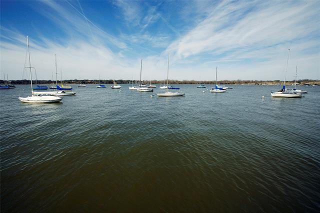 Building Photo - 9443 Waterview Rd