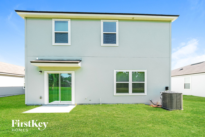 Building Photo - 325 Jarama Cir