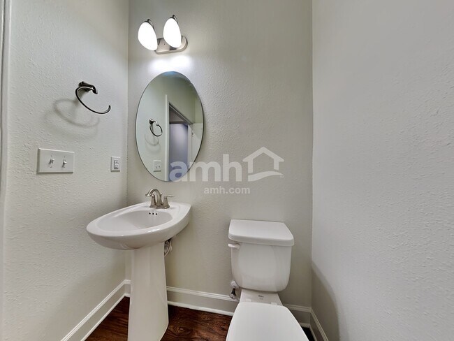 Building Photo - 1247 Tan Tara Trl