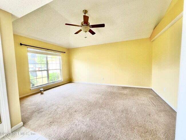 Building Photo - 11669 Oxford Crest Ln