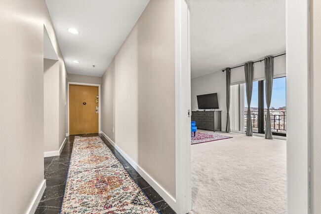 Building Photo - 275 U.S. 20-SI ID1240408P