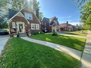 Building Photo - 4151 Grayton St