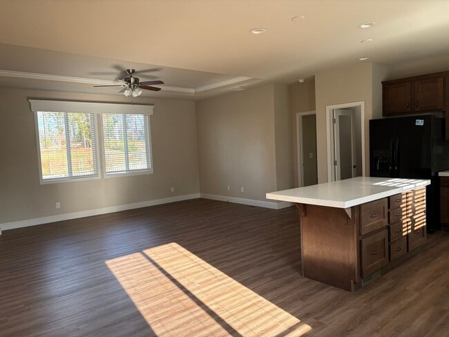 Building Photo - 7045 Molokai Dr