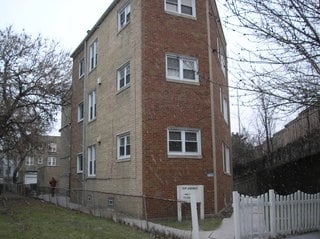 Building Photo - 4121 N Tripp Ave