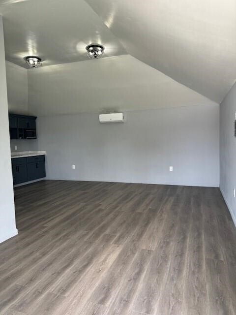 Building Photo - 4049 Lucille St