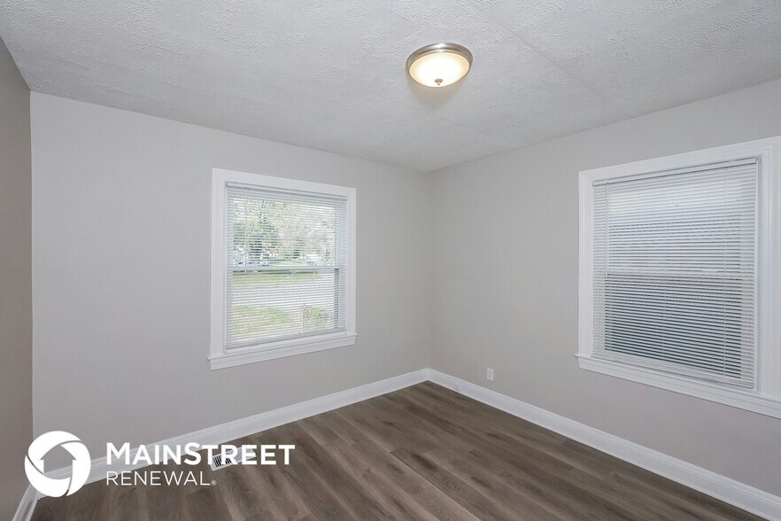Building Photo - 1088 Bicknell Ave