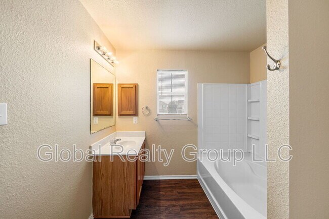 Building Photo - 3722 Longhorn Creek
