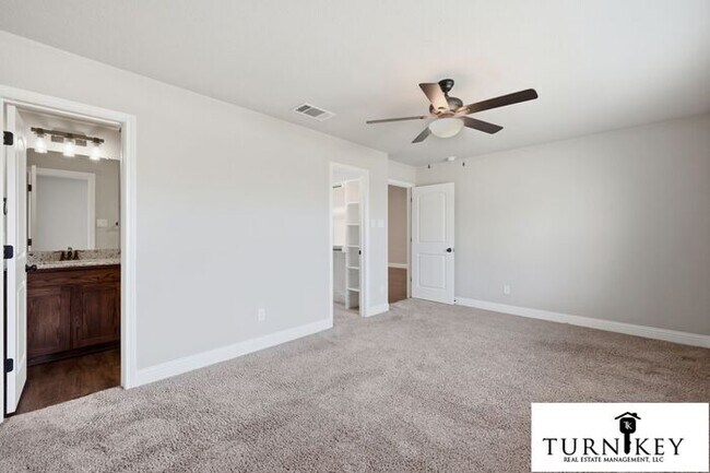 Building Photo - Life is Better by the Lake Gorgeous 3-Bedroom Duplexes in Azle
