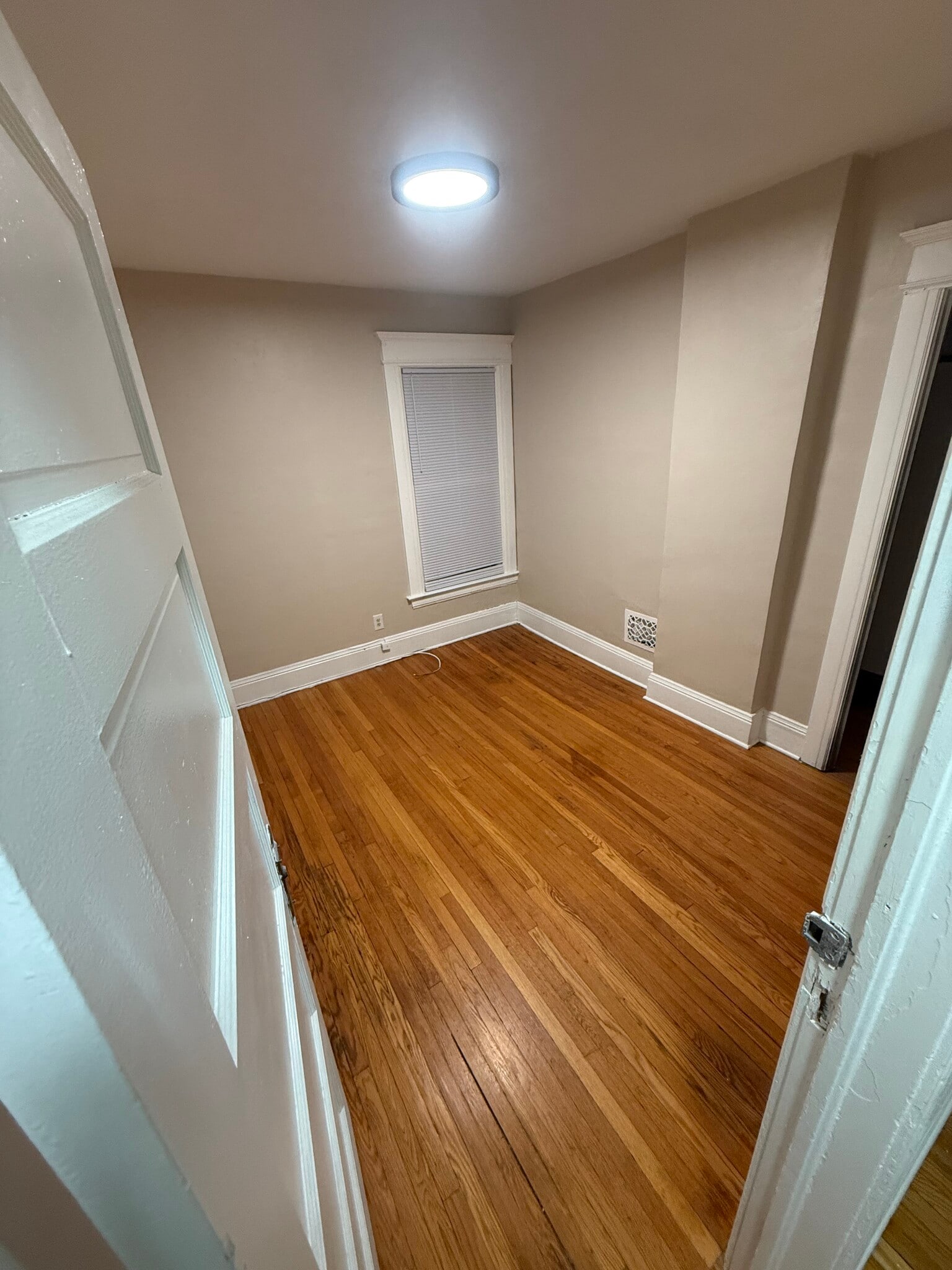 Building Photo - 316 Stafford Ave