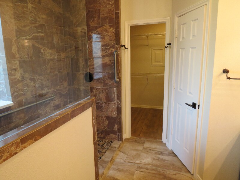 Building Photo - 137 Conway Castle Dr