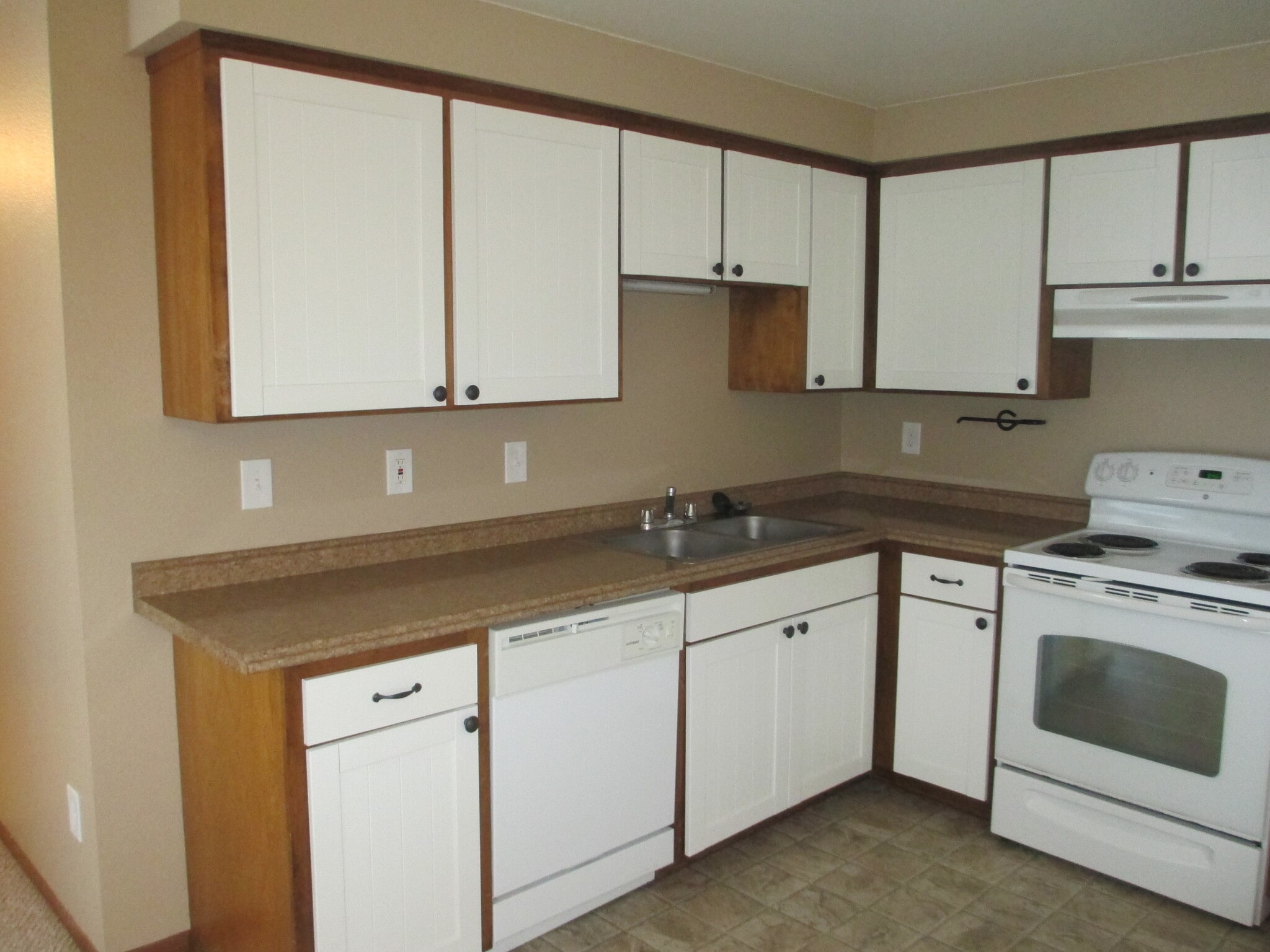 Building Photo - 3322 NE Lancaster St