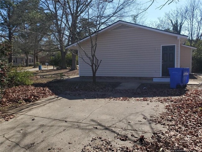 Building Photo - 300 Rodie Ave