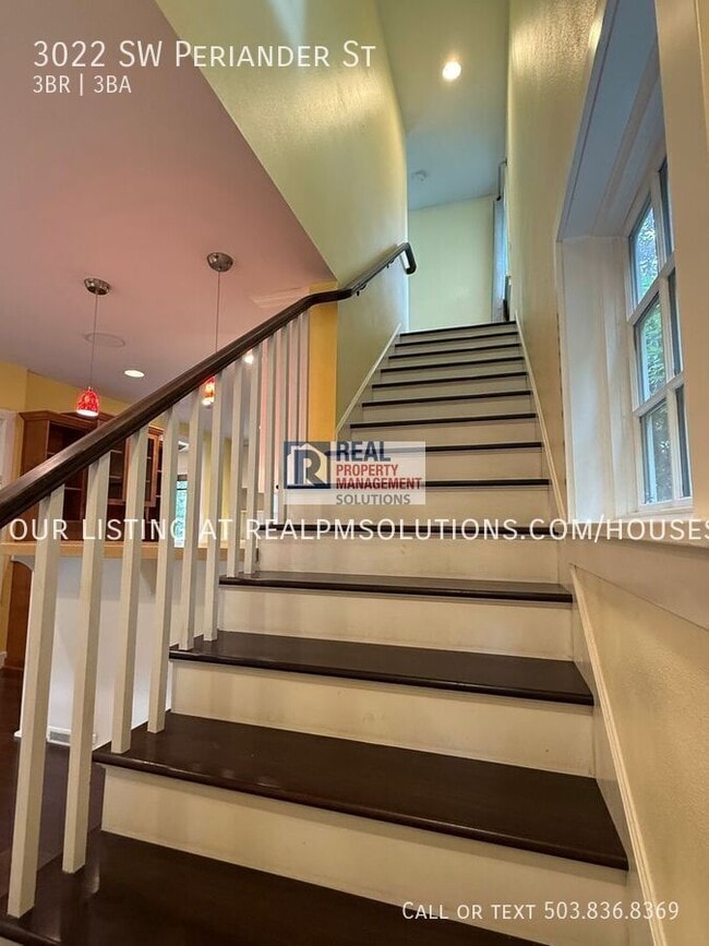 Building Photo - 3022 SW Periander St
