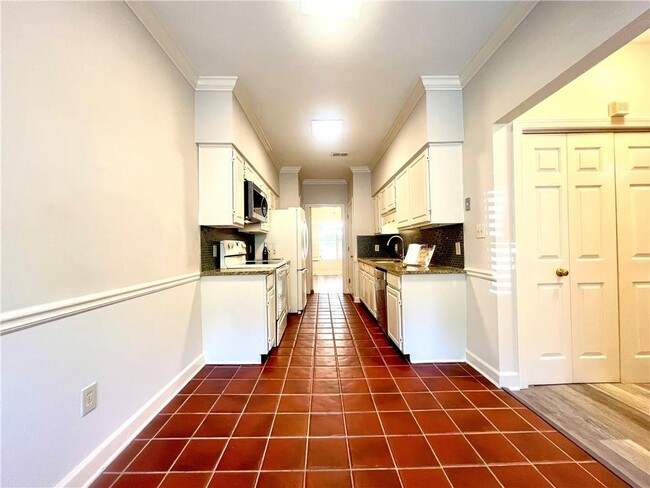 Building Photo - 1160 Old Windsor Pkwy