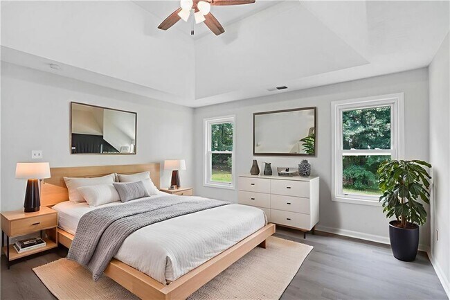 Building Photo - 3025 Andora Dr SW