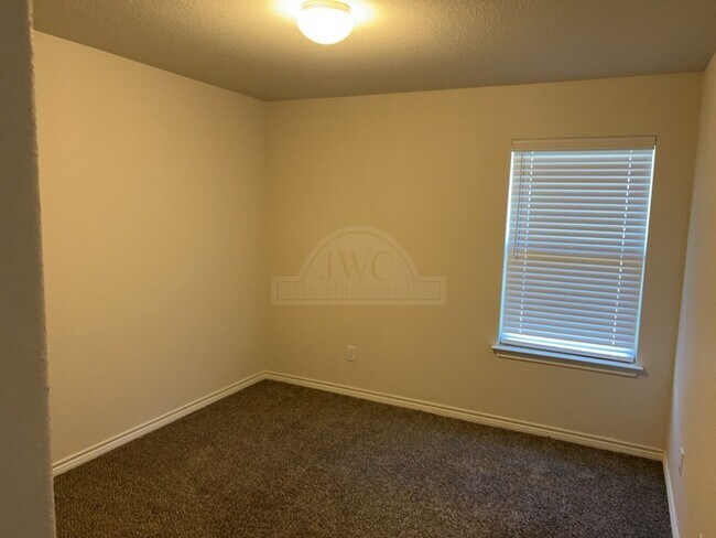 Building Photo - 7607 Melanite Dr