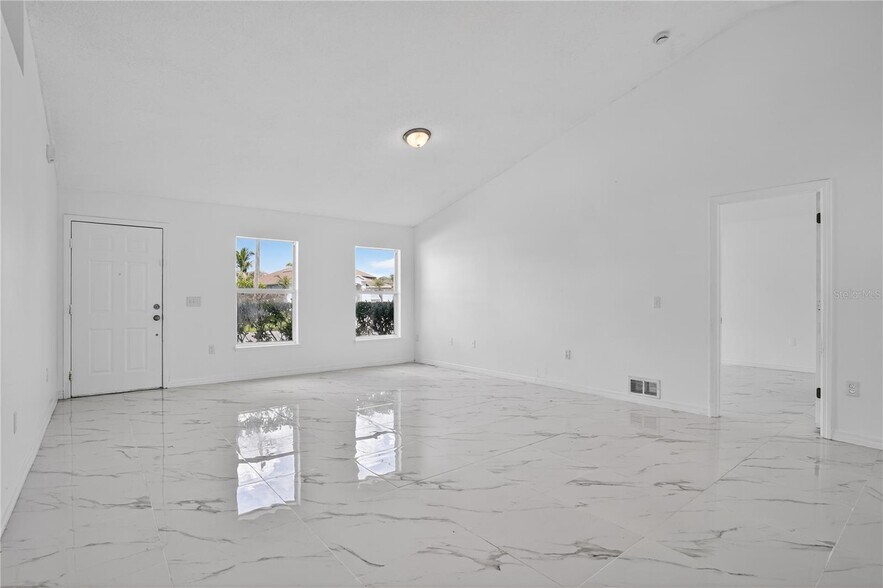 Building Photo - 1118 Perpignan Ct
