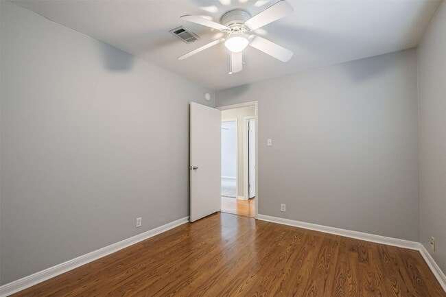Building Photo - 12919 Westella Dr
