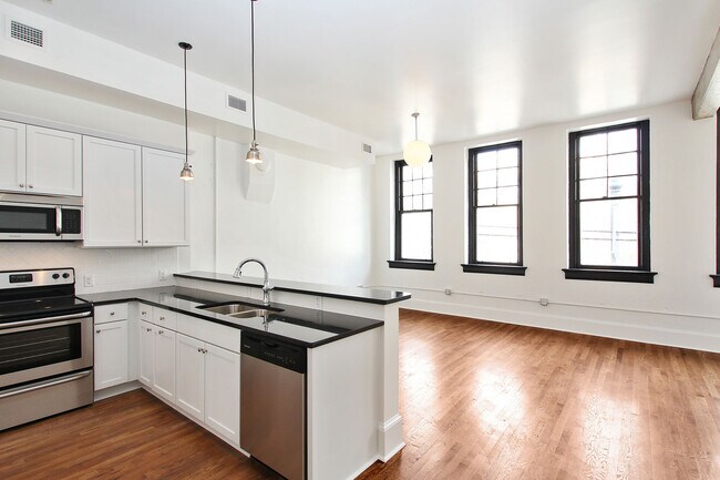 Building Photo - 145 Auburn Ave NE