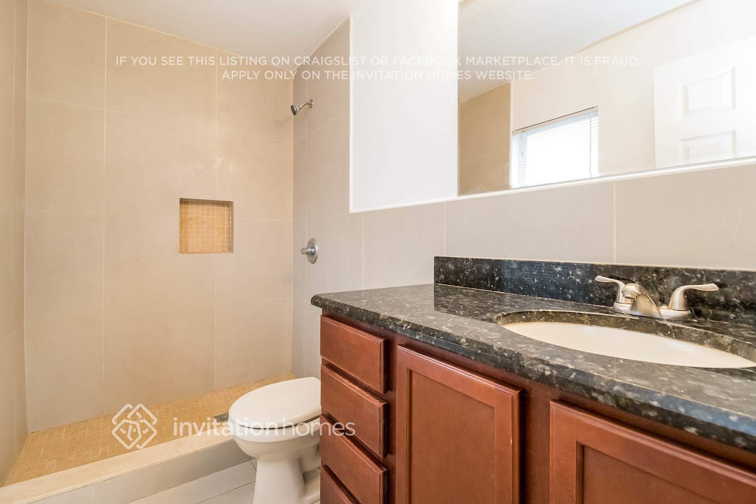 Building Photo - 7918 Hidden Hollow Dr