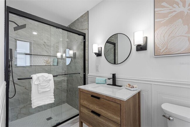 Building Photo - 475 115th Ave