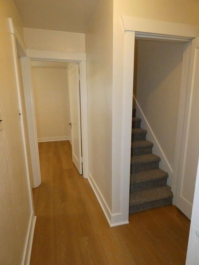 Building Photo - 1022 Caroline St