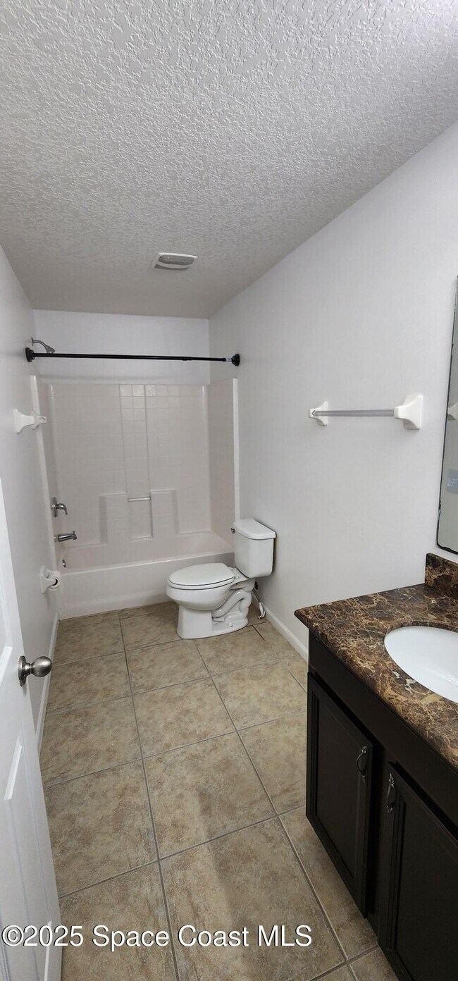 Building Photo - 3520 Aria Dr