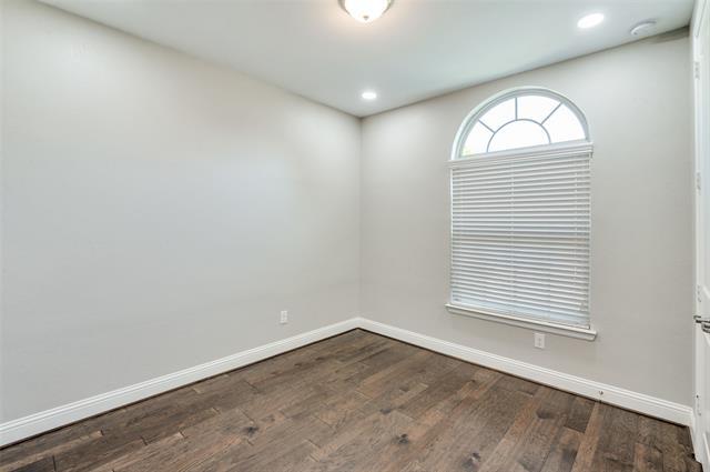 Building Photo - 8042 Acoma Ln