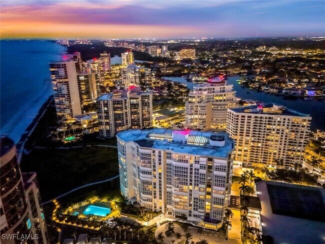 Building Photo - 4401 Gulf Shore Blvd N
