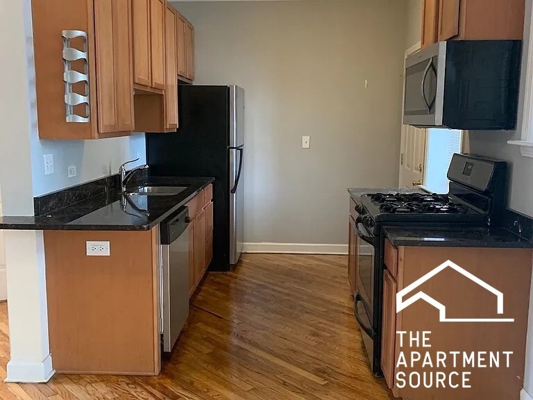 Building Photo - 1619 W Wallen Ave