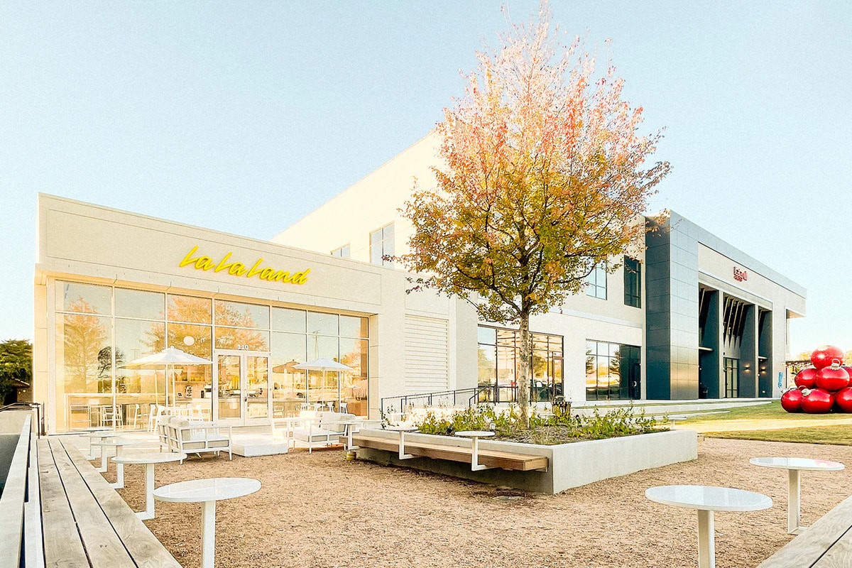 La La Land Kind Cafe - 11970 Montana Ave