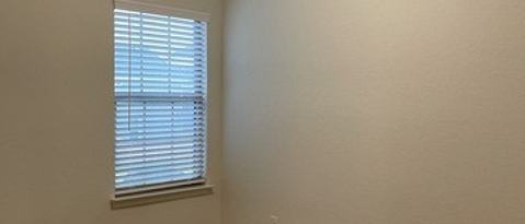 Building Photo - 2222 Sandlewood Cv