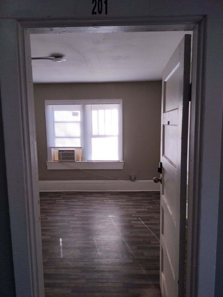 Building Photo - 215 Civic St