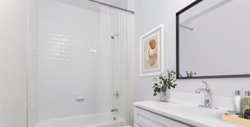 Building Photo - 319 W Franklin St