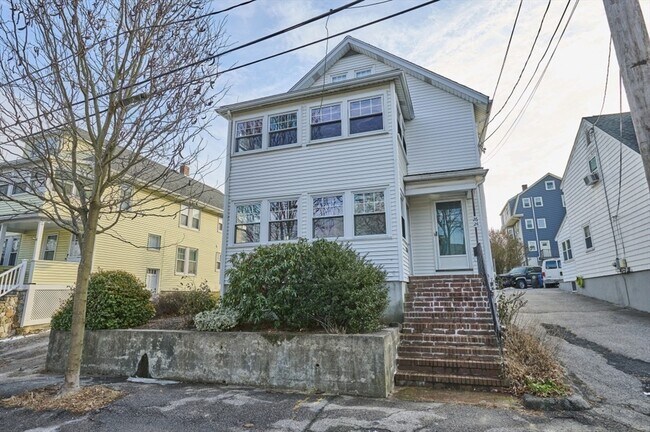 Building Photo - 24 Merrill Ave