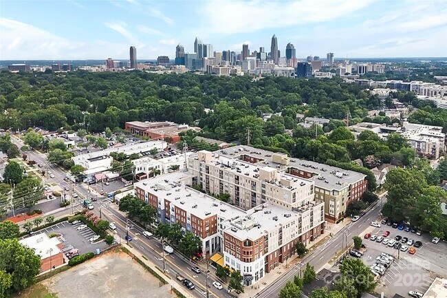 Building Photo - 1315 East Blvd