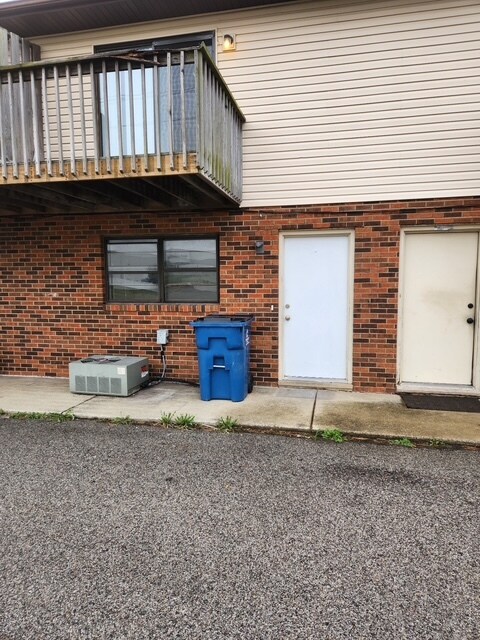 Building Photo - 4 Bonne Terre Ct