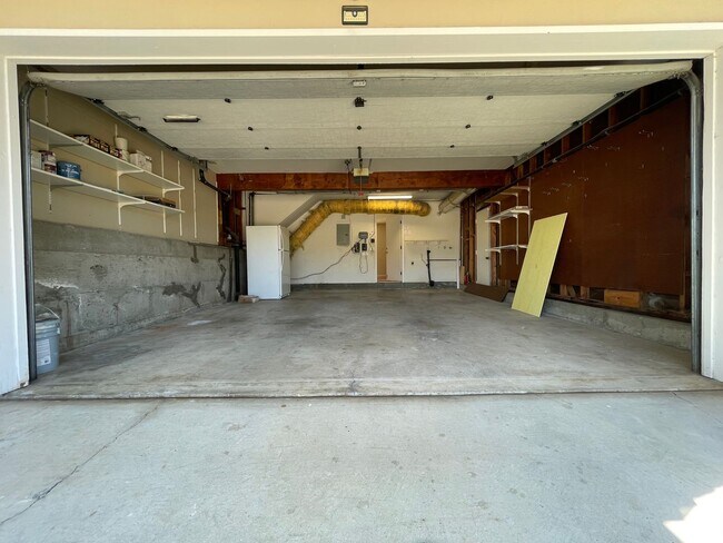 Building Photo - SUNNYVALE - Well Maintained 4 Bed 2.5 Bath