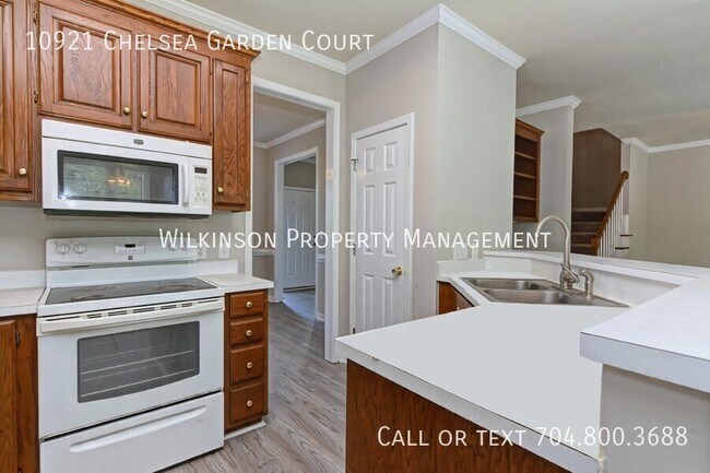 Building Photo - 10921 Chelsea Garden Ct