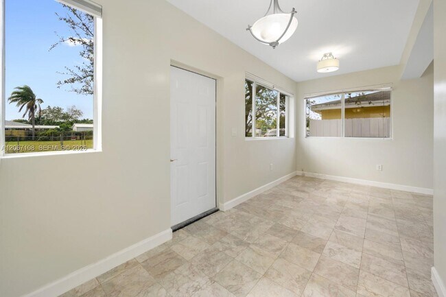 Building Photo - 8861 SW 127th Terrace